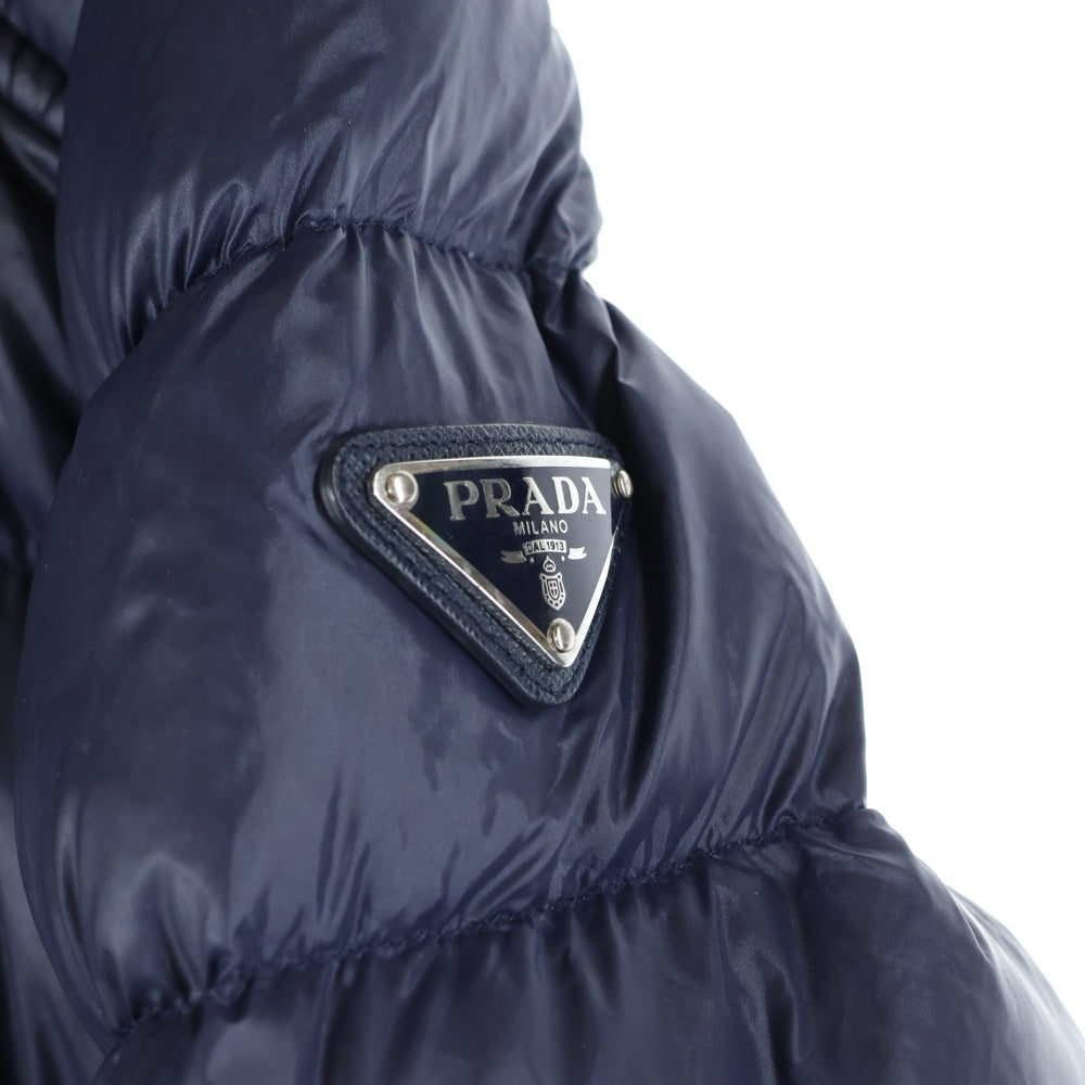 PRADA(プラダ) 20AW トライアングルロゴプレート ナイロン フーデッド ジップアップ ダウンジャケット ネイビー SGA654