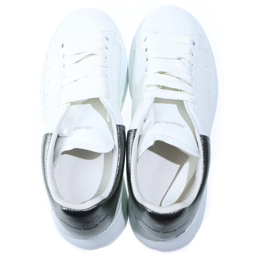 Alexander McQueen(アレキサンダーマックイーン) オーバーサイズド スニーカー レザー レースアップ ローカットシューズ ホワイト/シルバー レディース 553770