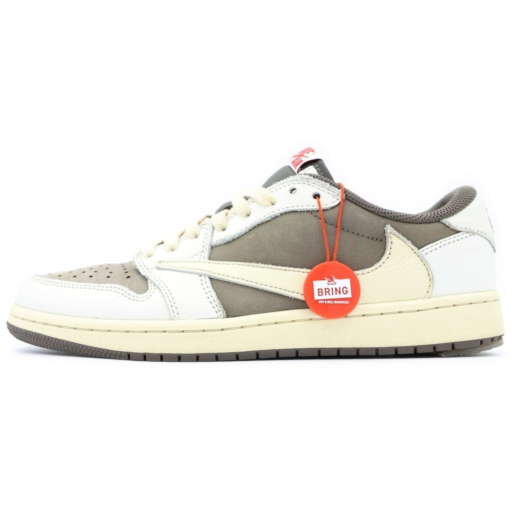 NIKE(ナイキ) × トラヴィス・スコット エアジョーダン1 ローOG リバースモカ #26 DM7866-162