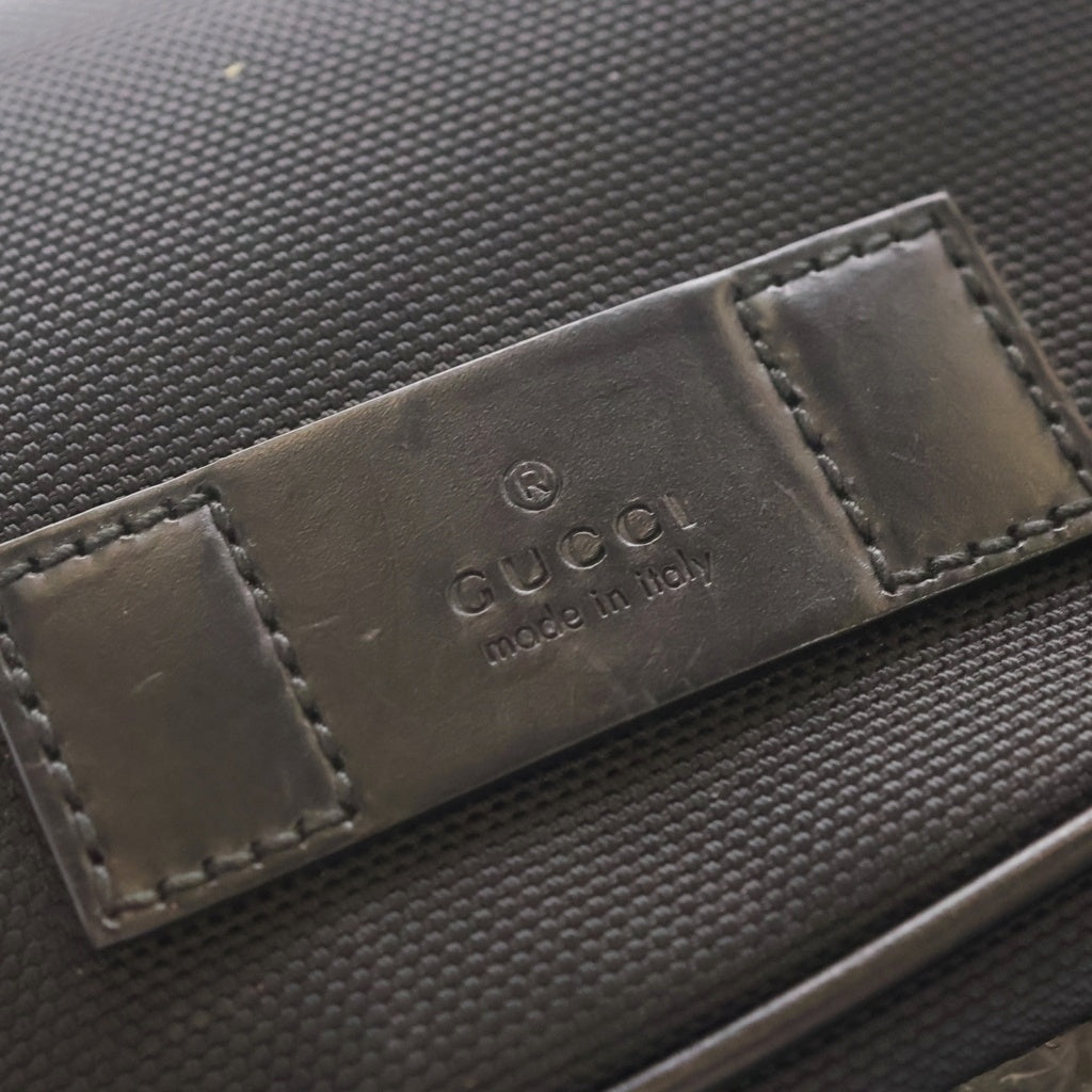 GUCCI(グッチ) シェリーライン ナイロン×レザー ボディバッグ ウエストバッグ 630920 ブラック