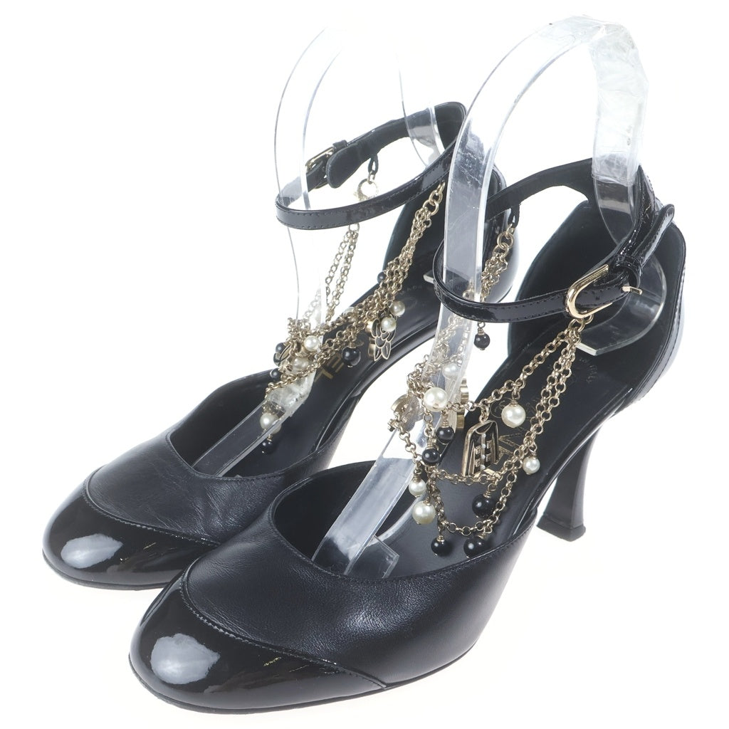 CHANEL(シャネル) アンクルチェーンヒールパンプス チャーム ブラック エナメル×レザー #37 レディース