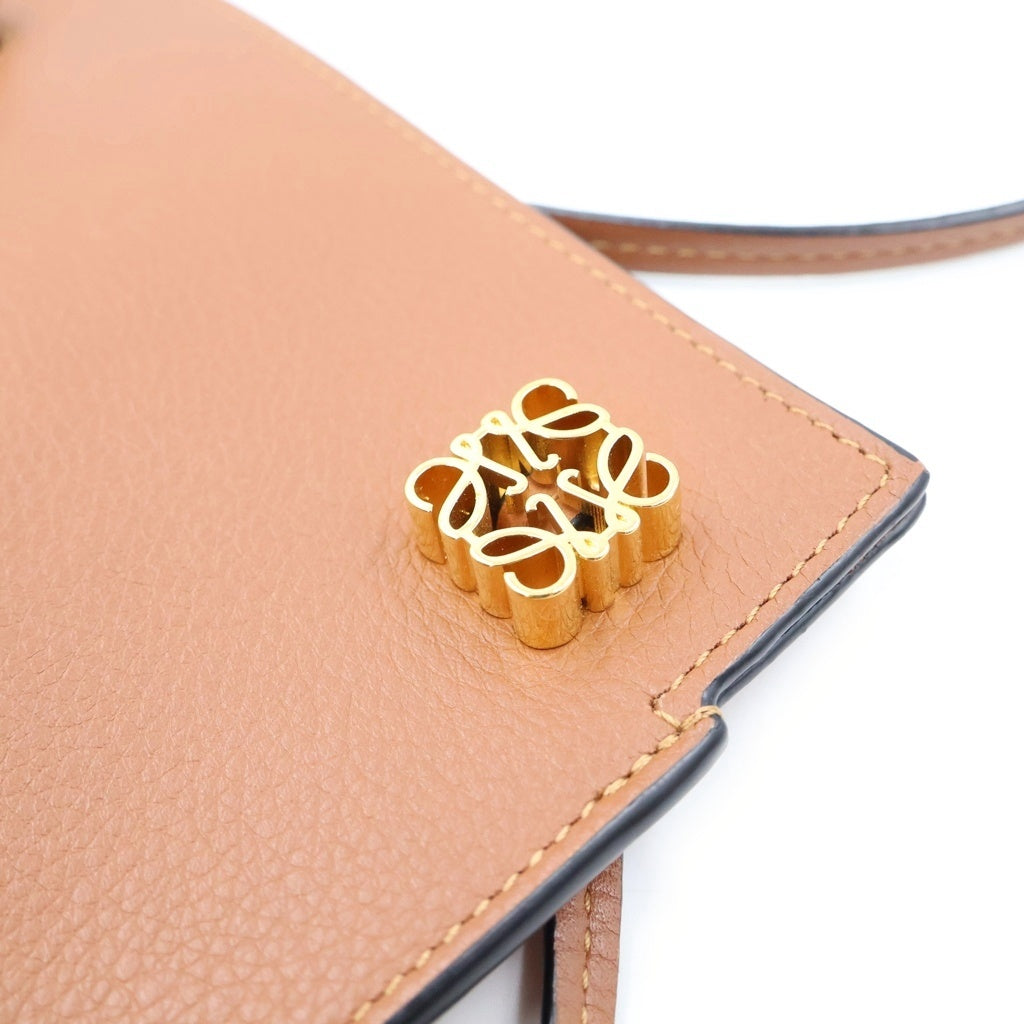 LOEWE(ロエベ) ダイスポケット タン ショルダーバッグ フォンショルダー ミニバッグ ブラウン クラシックカーフスキン レディース