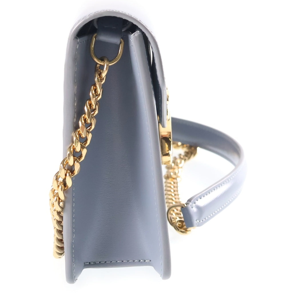 CELINE(セリーヌ) チェーンウォレット マーゴ トリオンフ シャイニーカーフスキン ゴールド金具 グレーブルー レディース