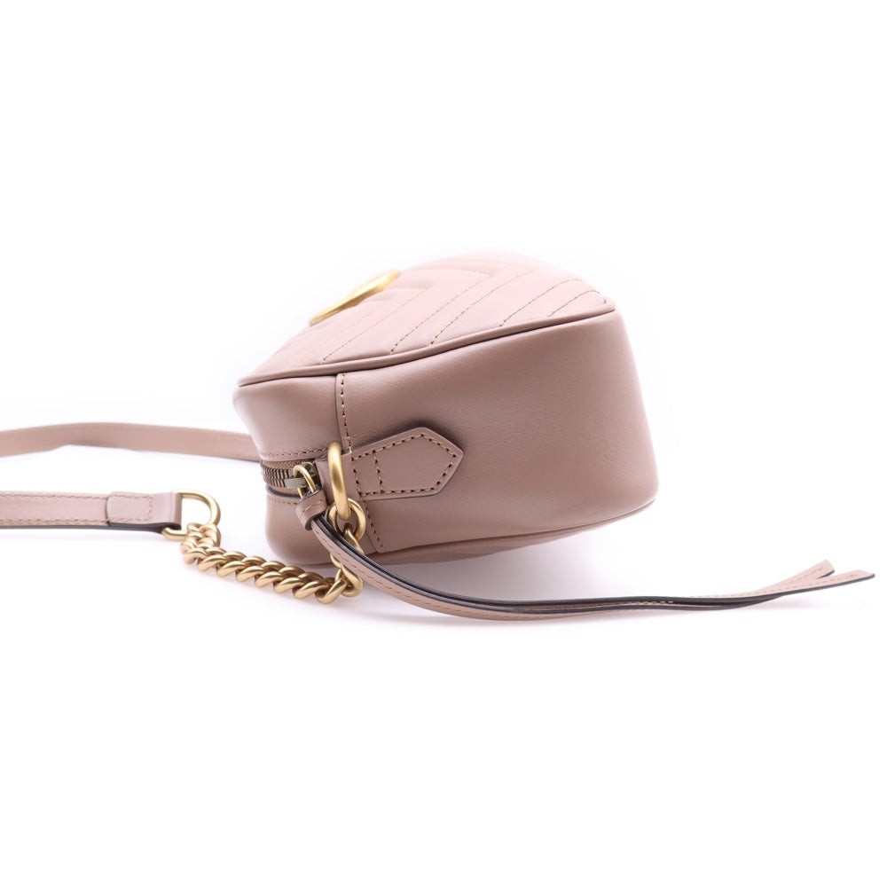 GUCCI(グッチ) GGマーモント スモール チェーンショルダーバッグ 斜め掛けバッグ ピンクベージュ レザー ゴールド金具 447632
