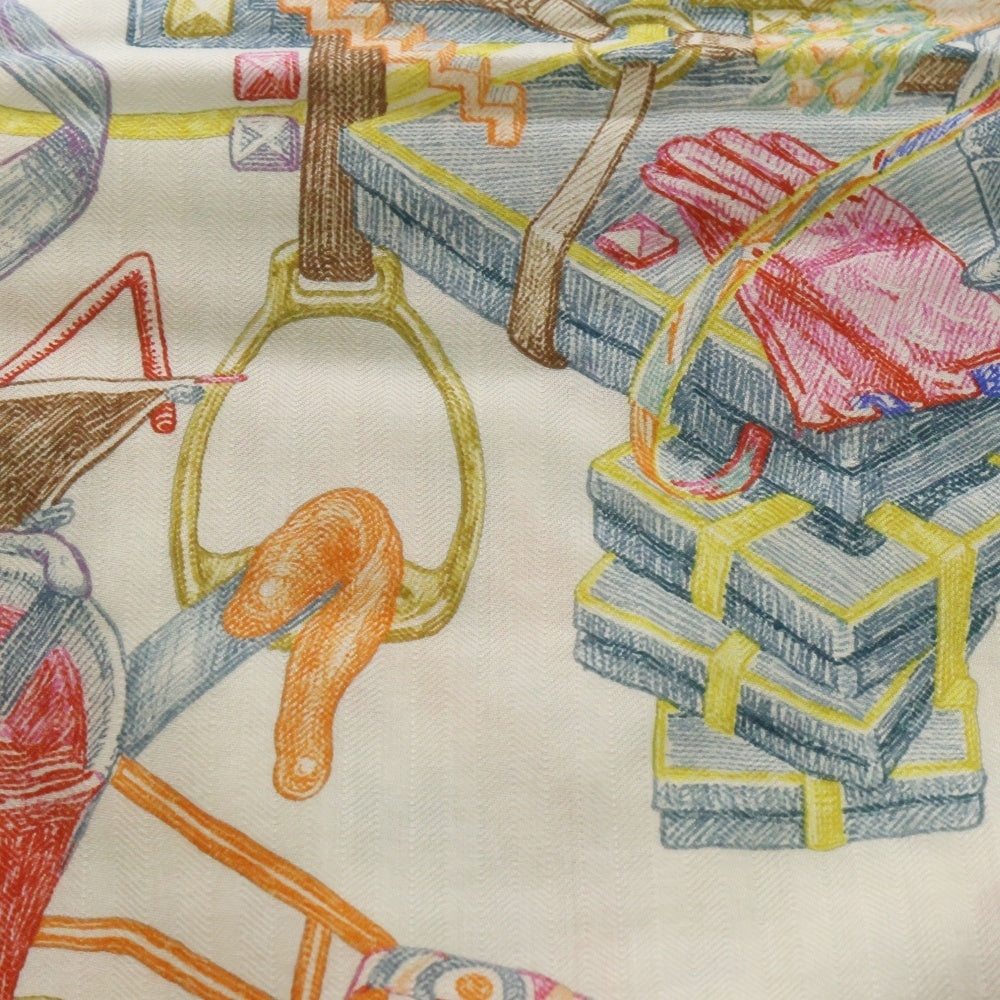 HERMES(エルメス) カレジェアン エルメスの世界 スカーフ ホワイト×ピンク×マルチカラー カシミヤ