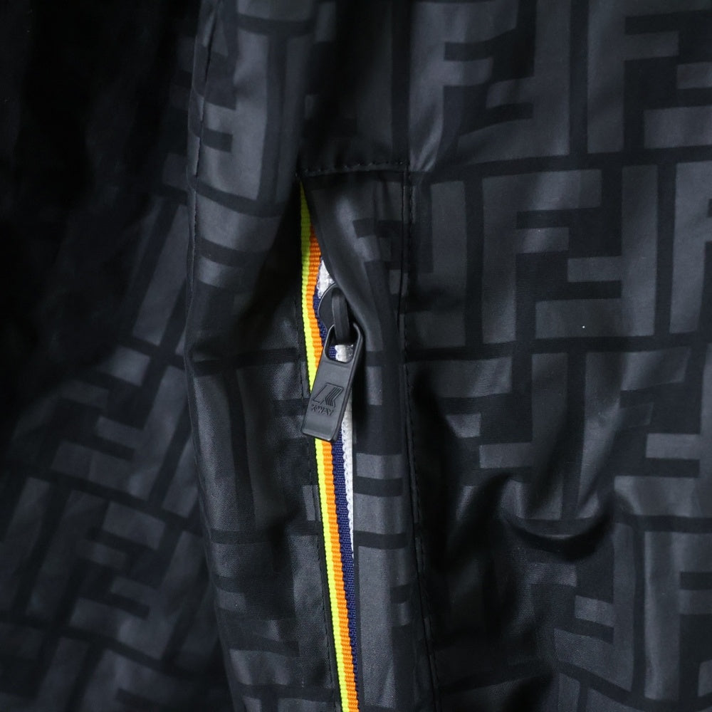 FENDI(フェンディ) ×K-WAY ケイウェイ ズッカ柄 リバーシブル ナイロンジャケット ブラック/ネイビー FAA803