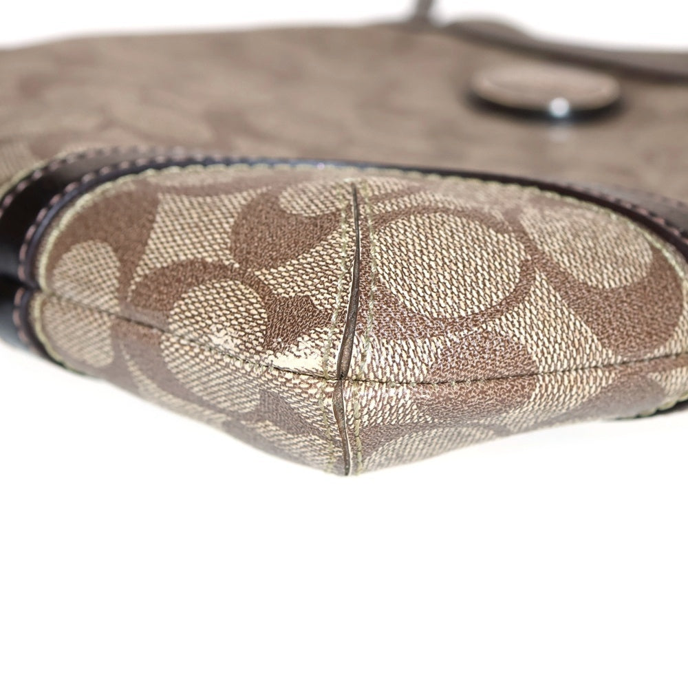 COACH(コーチ) ネームタグ付 シグネチャーロゴレザートートバッグ ブラウン