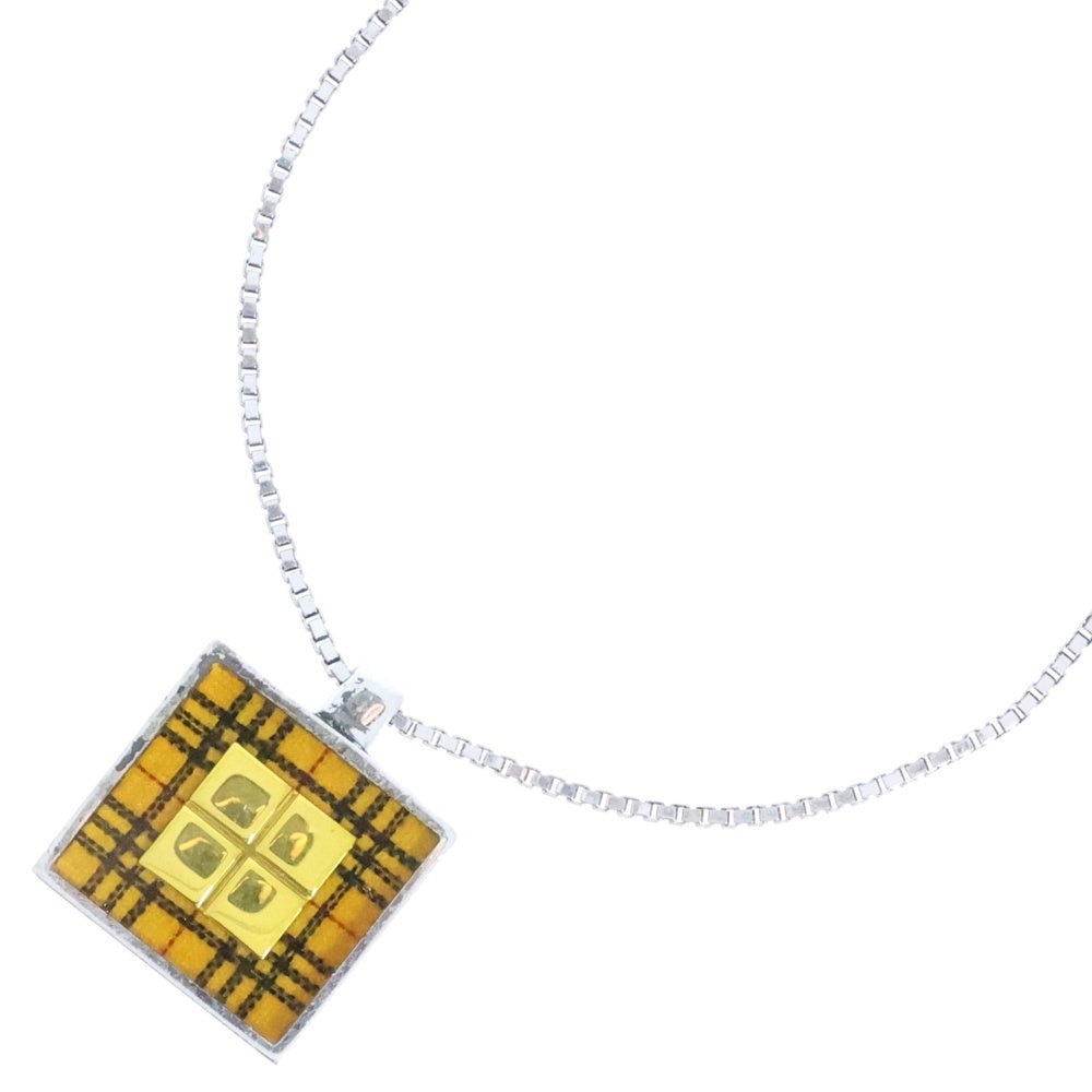 BURBERRY(バーバリー) ノバチェック柄 スクエア チェーンネックレス ベージュ/シルバー