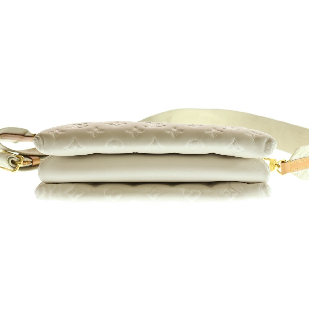 LOUIS VUITTON(ルイヴィトン) モノグラムエンボス クッサンPM ショルダーバッグ サコッシュ ホワイト レザー M57793 ゴールド金具