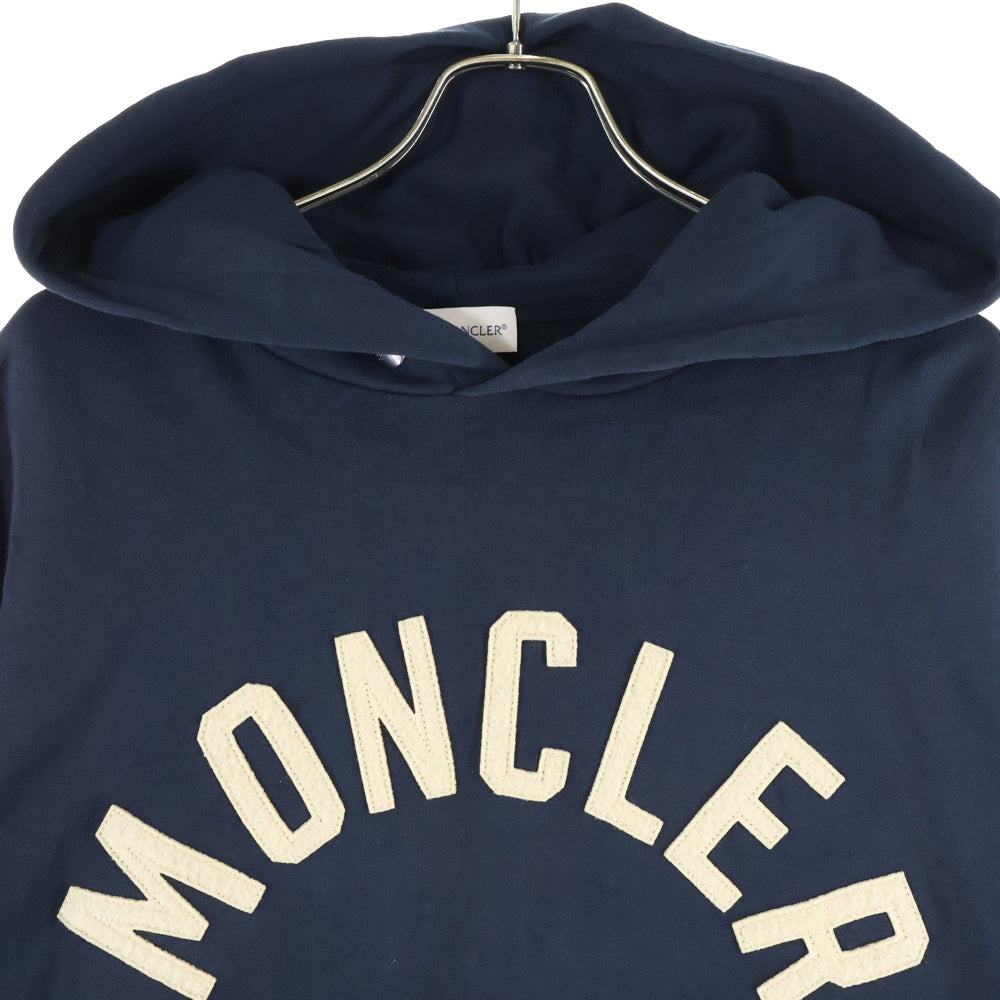 MONCLER(モンクレール) 22AW ワッペンロゴ プルオーバースウェットパーカー フーディー ネイビー H20918G00050 809KR