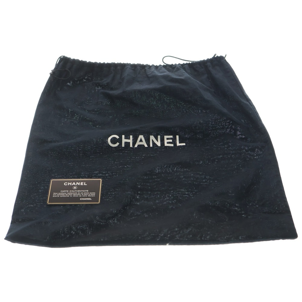 CHANEL(シャネル) マトラッセ ココマーク ターンロック ラムスキン