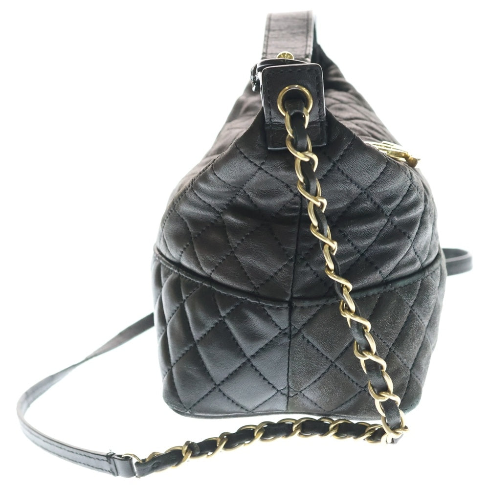 CHANEL(シャネル) マトラッセ ココマーク ラムスキン レザー 2WAY ハンド チェーンショルダーバッグ ゴールド金具 ブラック 18番台 レディース