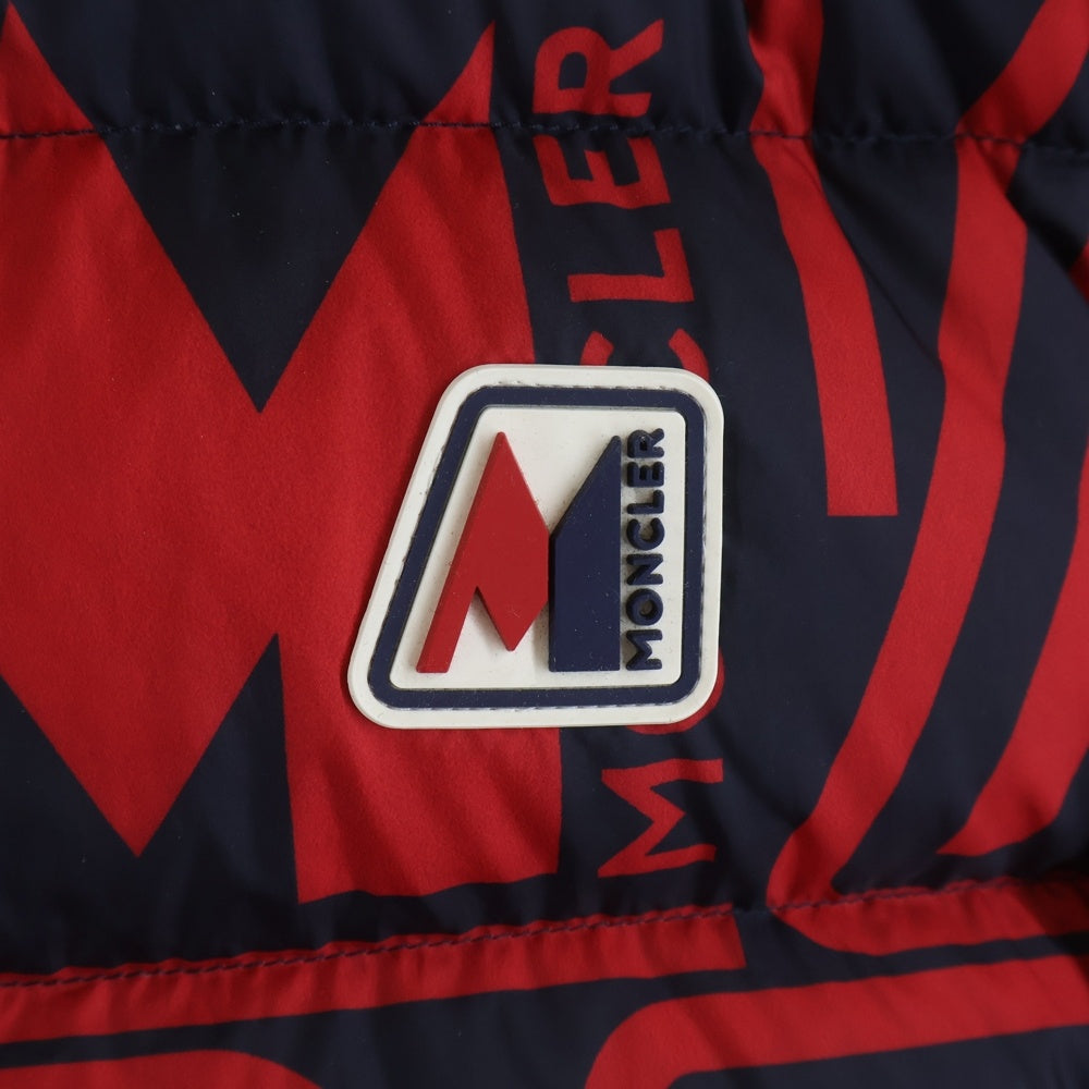 MONCLER(モンクレール) 20AW FRIOLAND F20911A59800 54AN4 総柄ダウンジャケット ネイビー×レッド