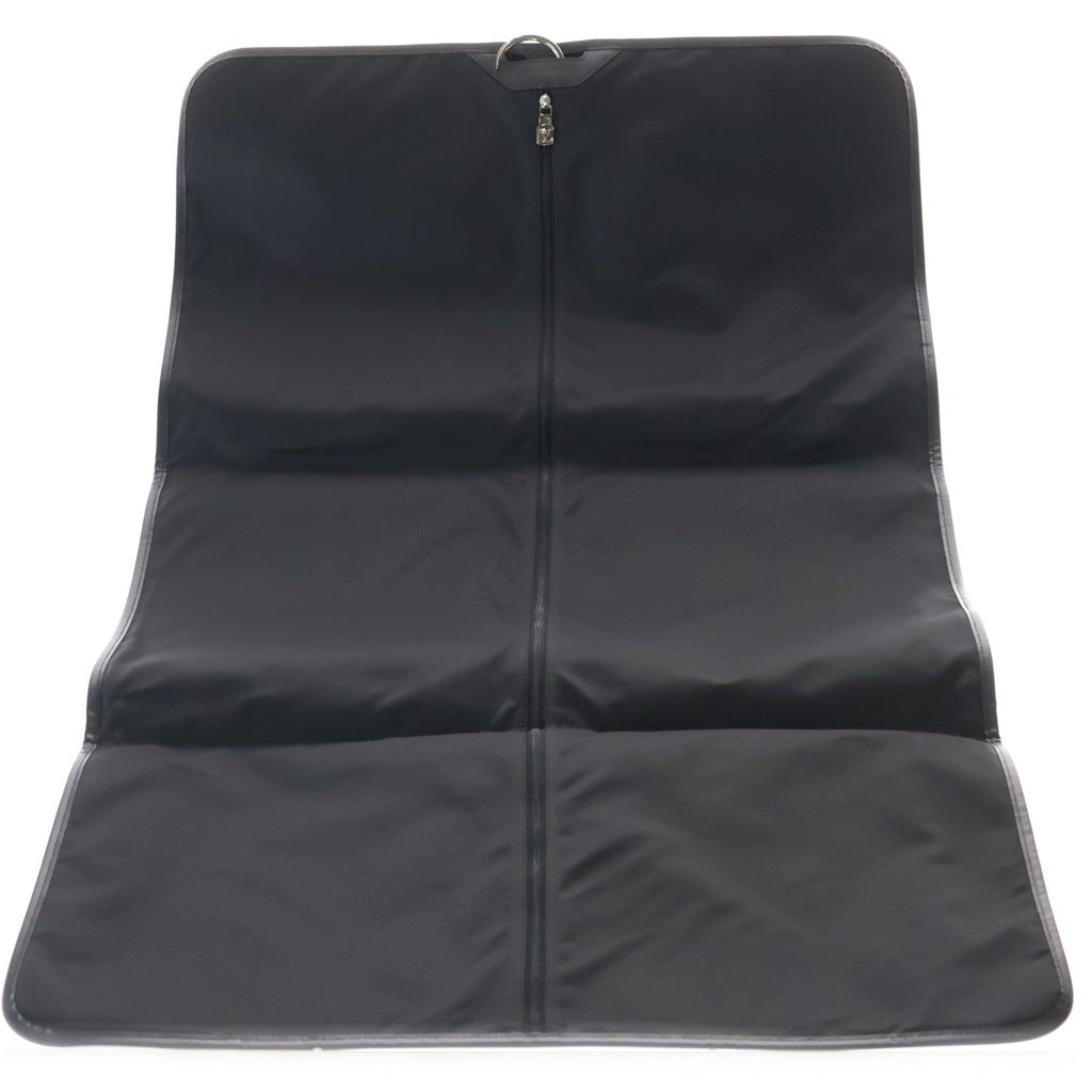 LOUIS VUITTON(ルイヴィトン) モノグラムエクリプス ポルトアビ ガーメントバッグ ブラック PVCレザー M43686