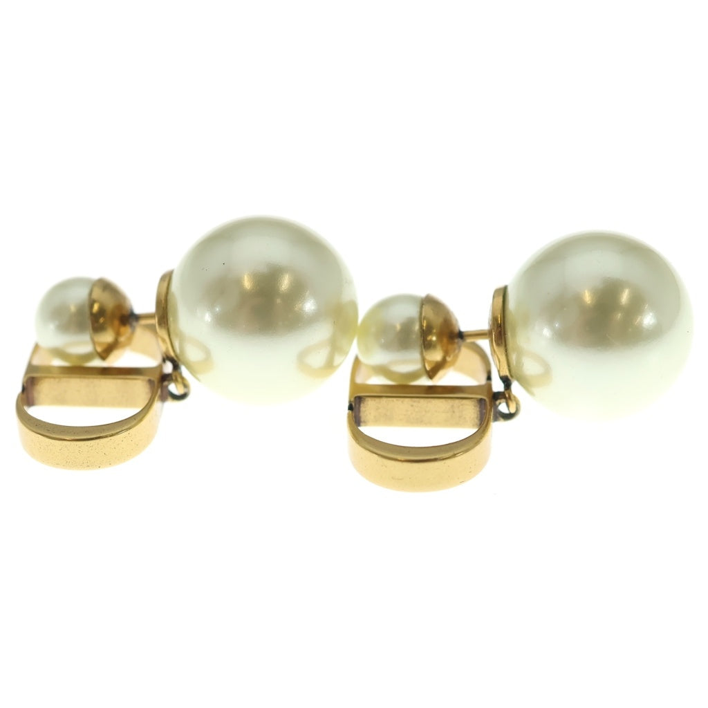 Christian Dior(クリスチャンディオール) トライバル ピアス ホワイト×ゴールド GP×フェイクパール レディース
