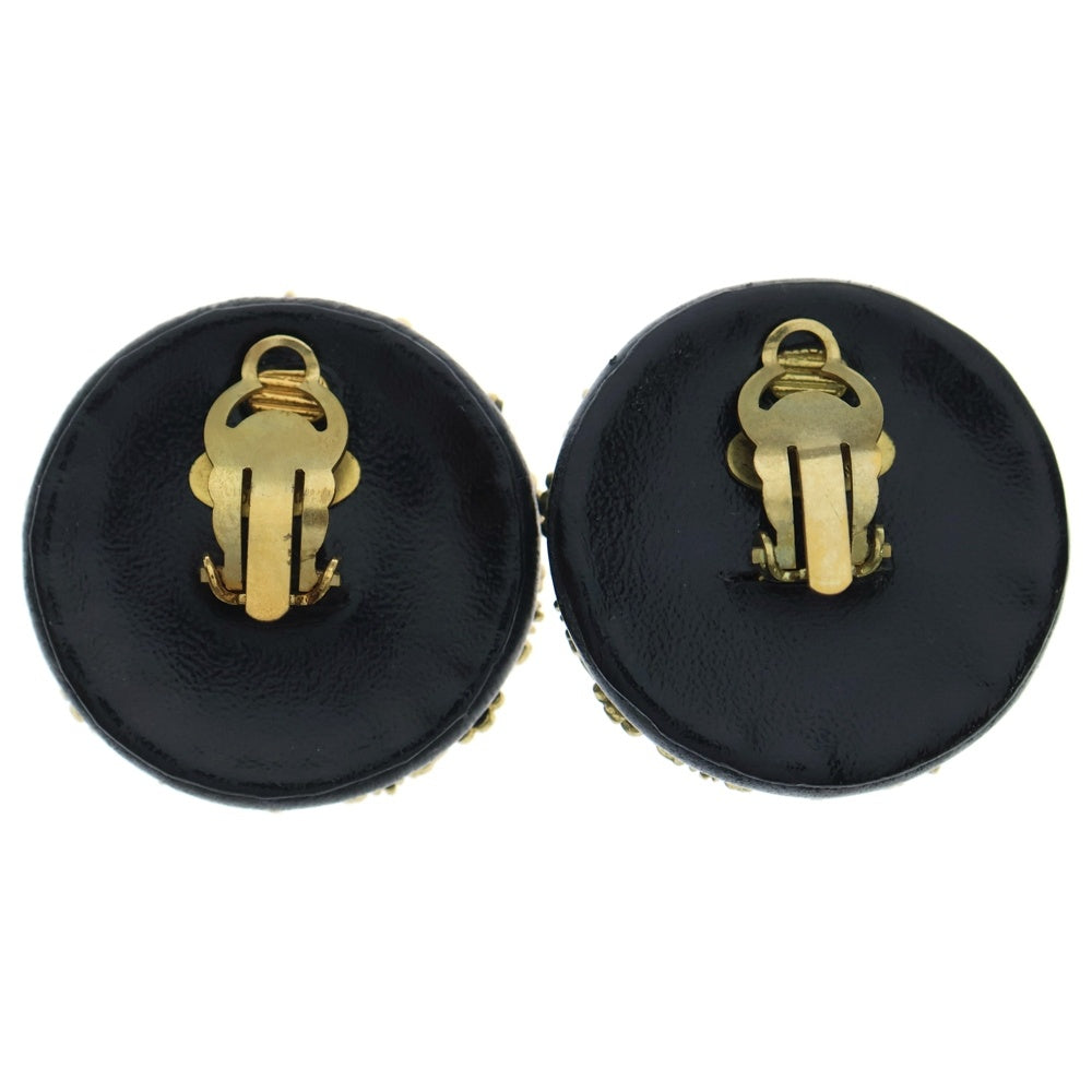 CHANEL(シャネル) フェイクパール ラウンド イヤリング ブラック×ゴールド