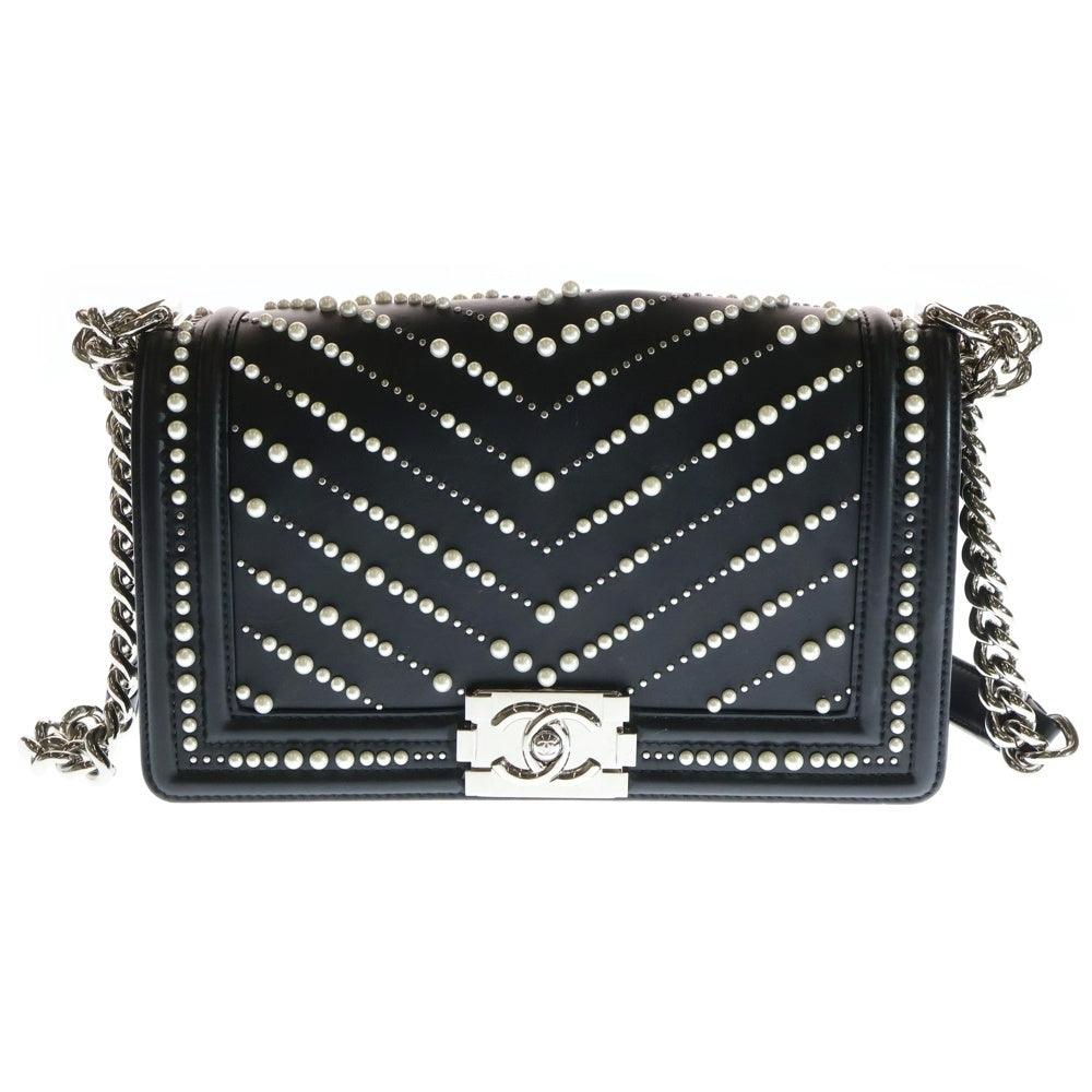 CHANEL(シャネル) ボーイシャネル ココマーク パール スタッズ ラムスキン レザー チェーンショルダーバッグ シルバー金具 ブラック 29番台 レディース