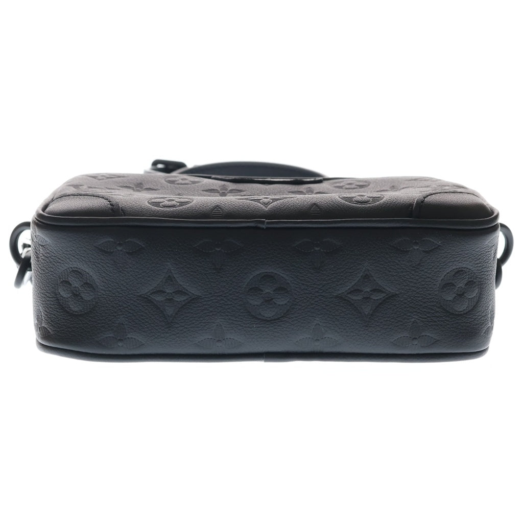 LOUIS VUITTON(ルイヴィトン) モノグラム シャドウ トロカデロ・ウェアラブル ウォレット ショルダーバッグ ブラック レザー M26737 ブラック金具