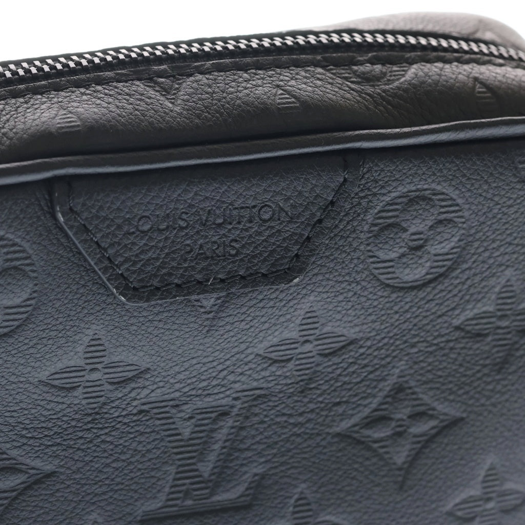 LOUIS VUITTON(ルイヴィトン) モノグラム シャドウ トロカデロ・ウェアラブル ウォレット ショルダーバッグ ブラック レザー M26737 ブラック金具