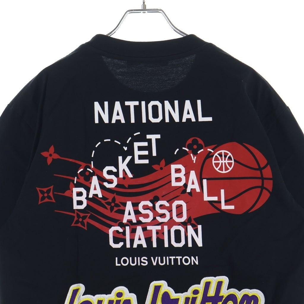LOUIS VUITTON(ルイヴィトン) 21AW LV × NBA コラボ ロゴ プリント Tシャツ ブラック #M RM212M DT3 HLY21W