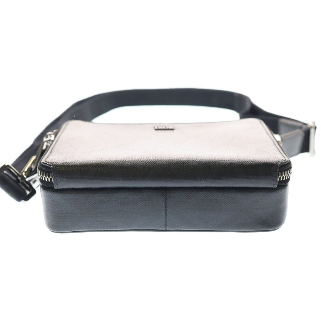 Christian Dior(クリスチャンディオール) メッセンジャーバック ショルダーバック CDダイヤモンド PVC レザー ブラック 2ESBC119DCO