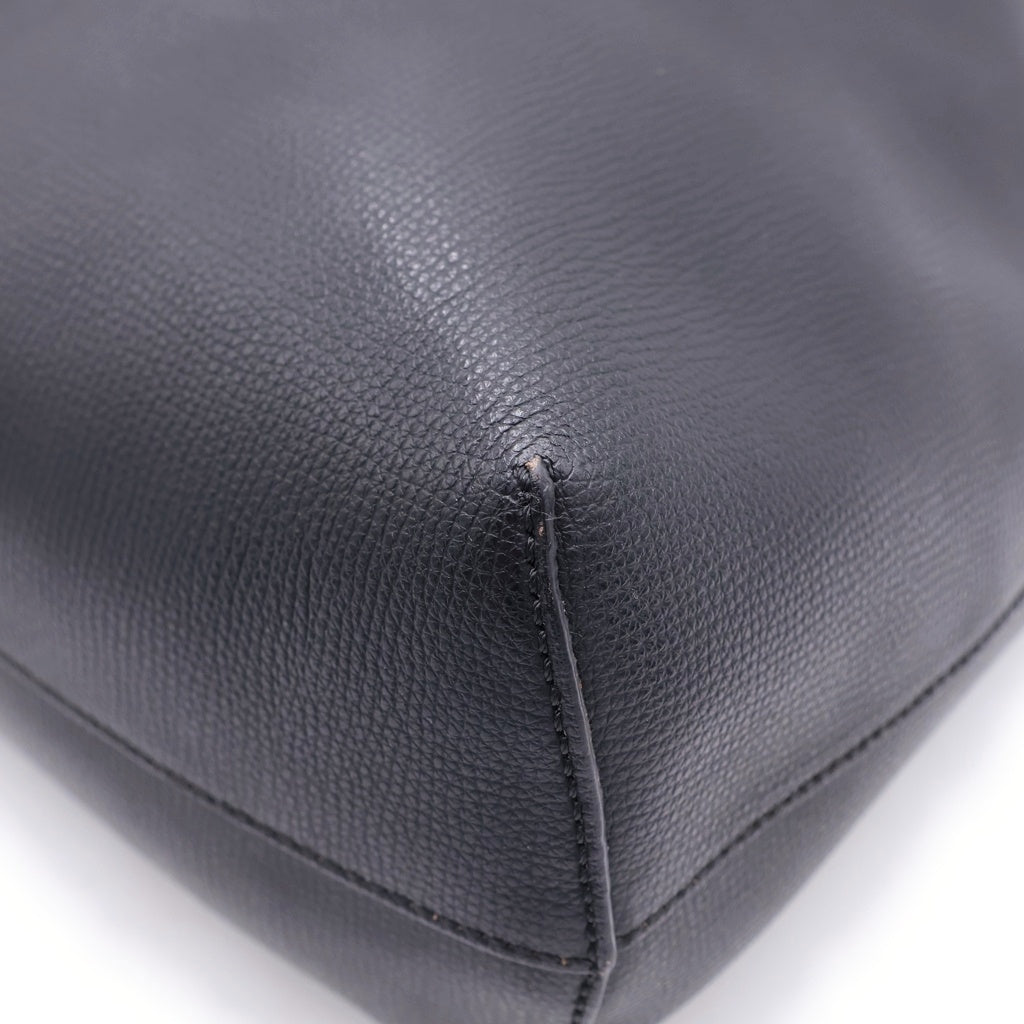 FENDI(フェンディ) エフイズ トートバッグ ハンドバッグ ブラック レザー 8BH348 シルバー金具 レディース