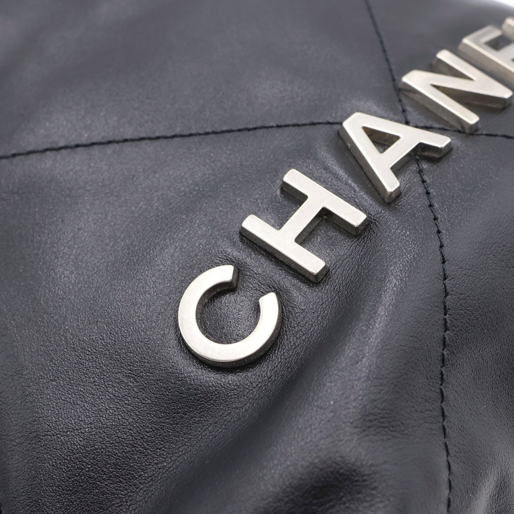 CHANEL(シャネル) シャネル22 ミニ シャイニーカーフスキン レザー チェーンショルダーバッグ シルバー金具 ブラック プレート レディース