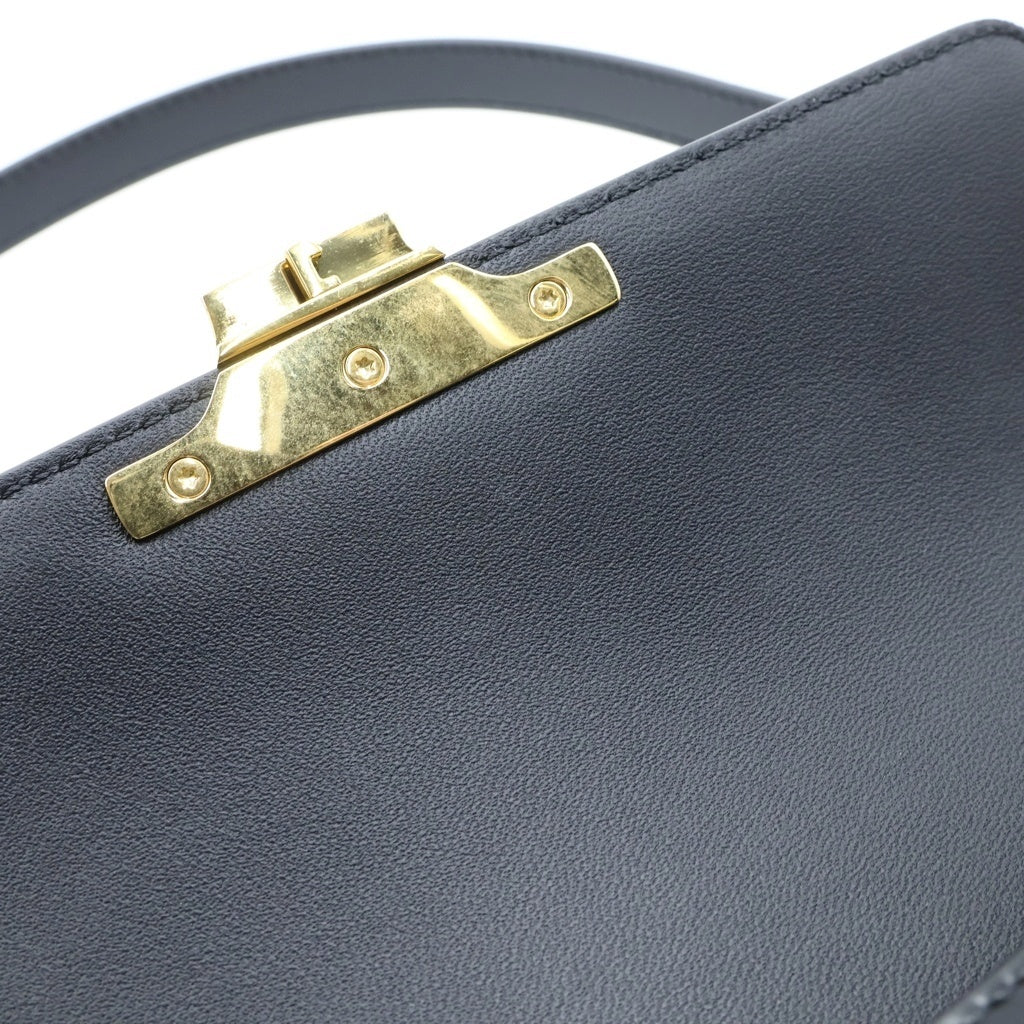 CELINE(セリーヌ) トリオンフ ショルダーバッグ ブラック シャイニーカーフスキン 194143BF4.38NO ゴールド金具 レディース
