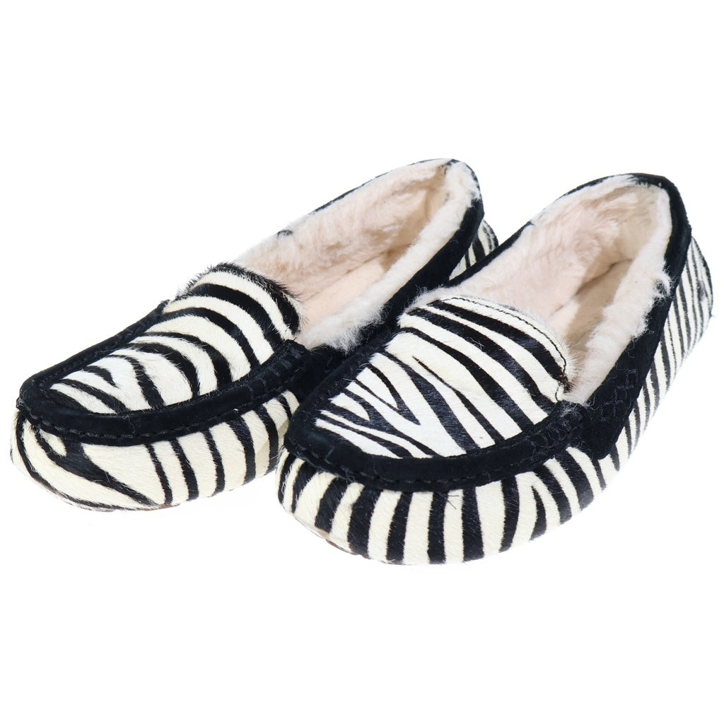 UGG(アグ) ゼブラ柄 ムートンフラットシューズ ローファー ホワイト×ブラック #38 レディース