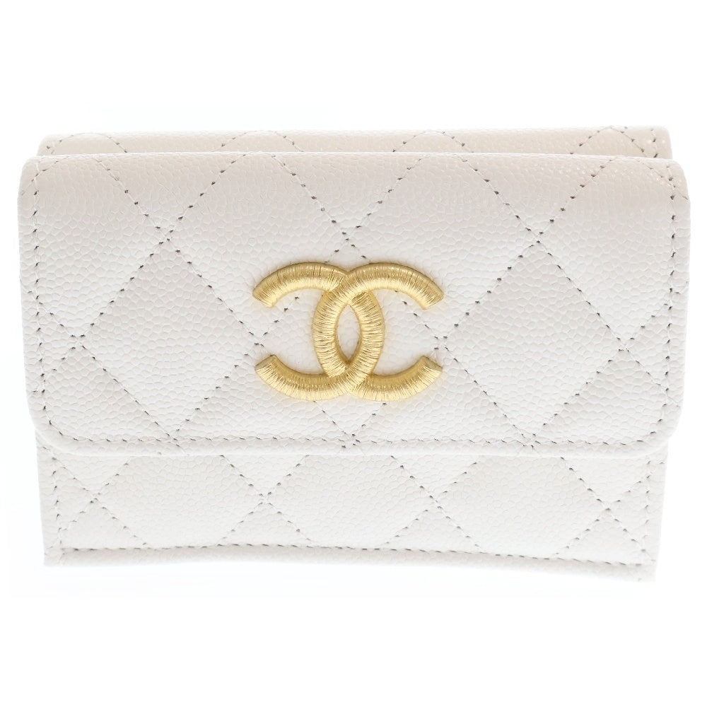 CHANEL(シャネル) マトラッセ 三つ折り財布 フラップウォレット コンパクトウォレット ホワイト キャビアスキン ゴールド金具 財布