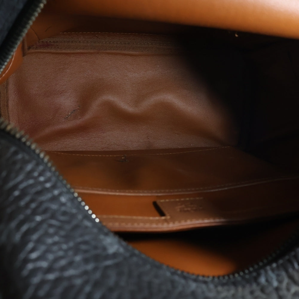 MCM(エム シー エム) MCMロゴ リュックサック バックパック ブラック スタッズ レザー