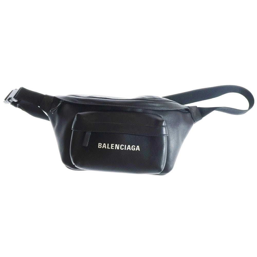 BALENCIAGA(バレンシアガ) エブリデイ ボディバッグ ウエストポーチ ブラック シルバー金具 ロゴ レザー 552375