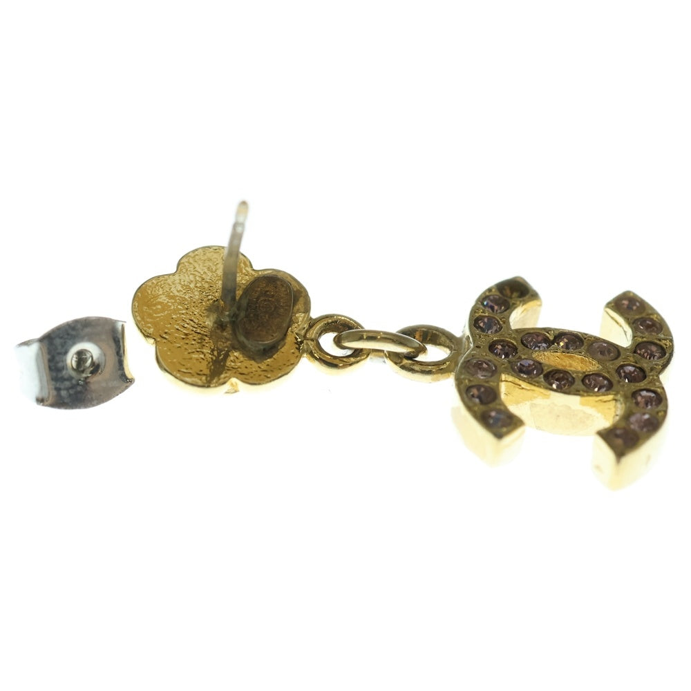 CHANEL(シャネル) カメリア ココマーク ピアス イヤーアクセサリー ゴールド×ピンク 02P