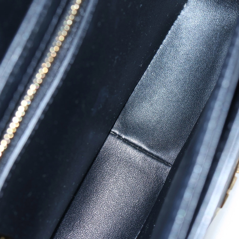 CELINE(セリーヌ) トリオンフ クラシック ショルダーバッグ ショルダーポシェット ブラック ゴールド金具 カーフスキン