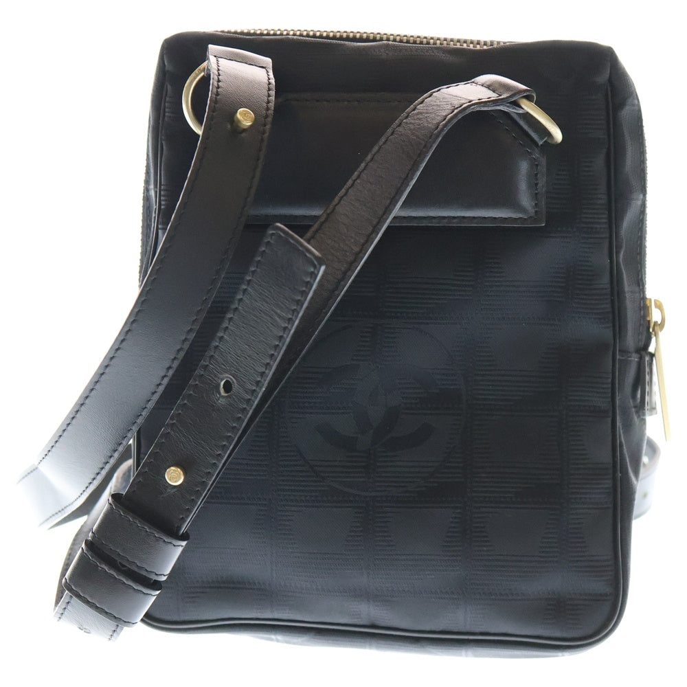 CHANEL(シャネル) ニュートラベルライン ショルダーポシェット ショルダーバッグ ミニバッグ ブラック ナイロン 7989946 ゴールド金具