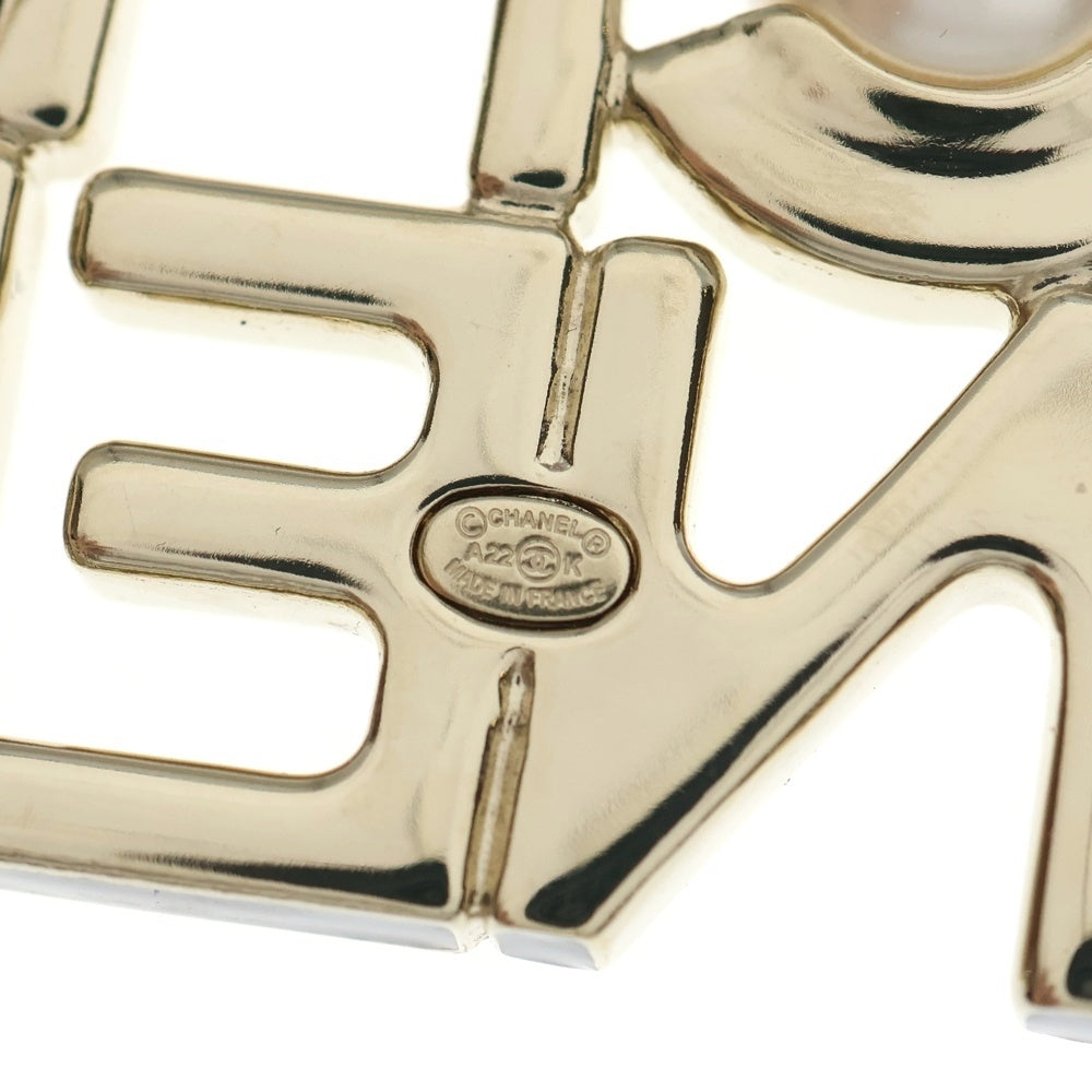 CHANEL(シャネル) ロゴブローチ ピンバッジ フェイクパール ゴールド レディース