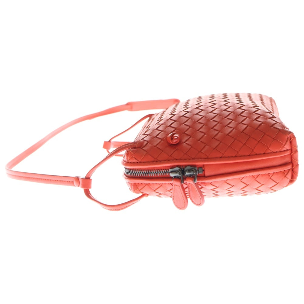 BOTTEGA VENETA(ボッテガヴェネタ) イントレチャート ショルダーバッグ ミニバッグ レッド レザー ブラック金具 レディース