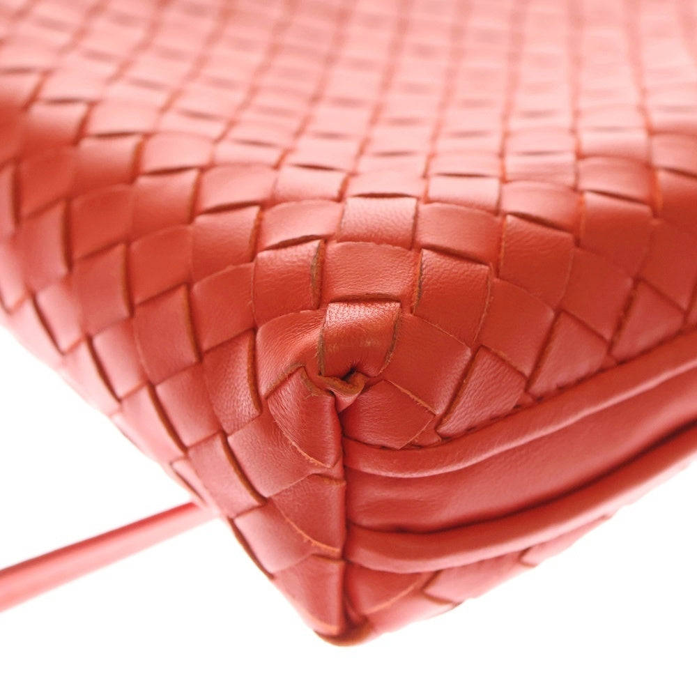 BOTTEGA VENETA(ボッテガヴェネタ) イントレチャート ショルダーバッグ ミニバッグ レッド レザー ブラック金具 レディース