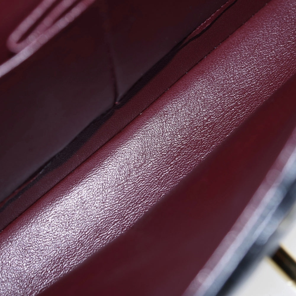 CHANEL(シャネル) マトラッセ25 ダブルフラップ ダブルチェーン ショルダーバッグ ブラック ラムスキン ゴールド金具 A01112 レディース