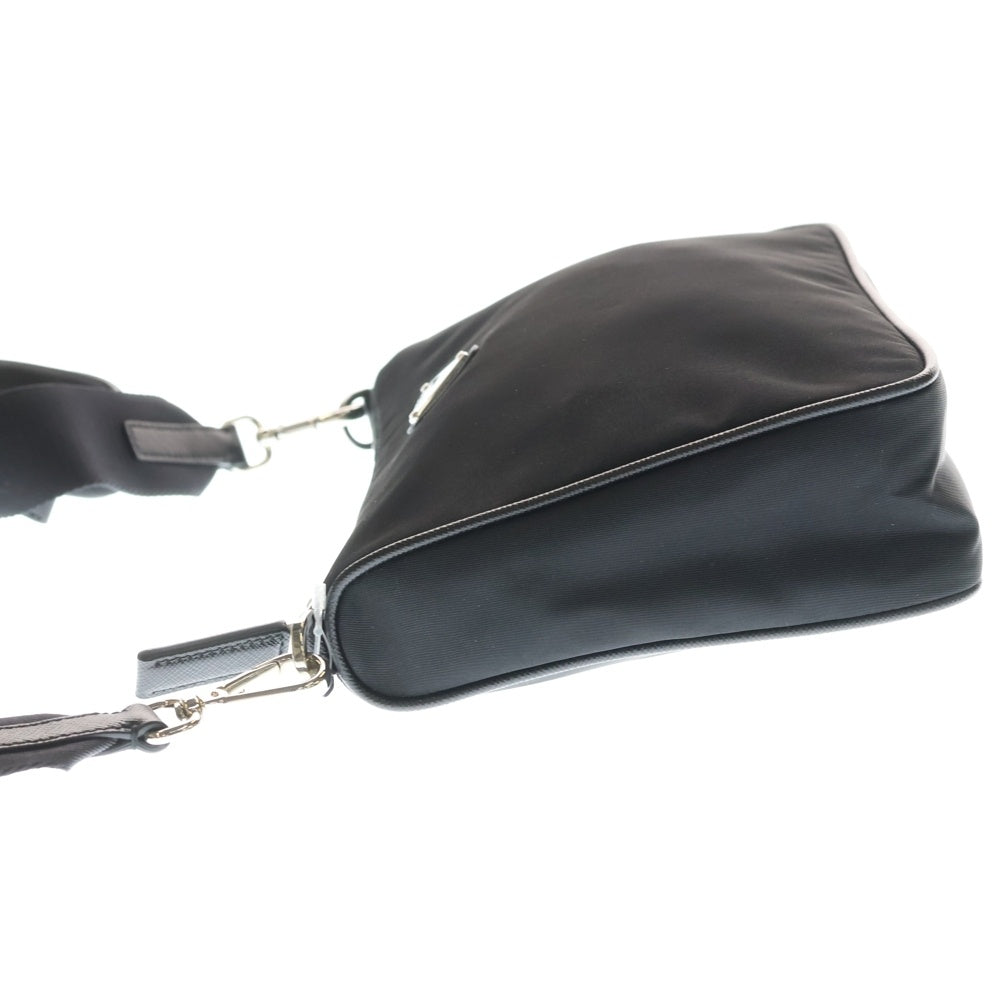 PRADA(プラダ) トライアングルロゴ ショルダーバッグ ブラック テスート 2VH113 シルバー金具 レディース