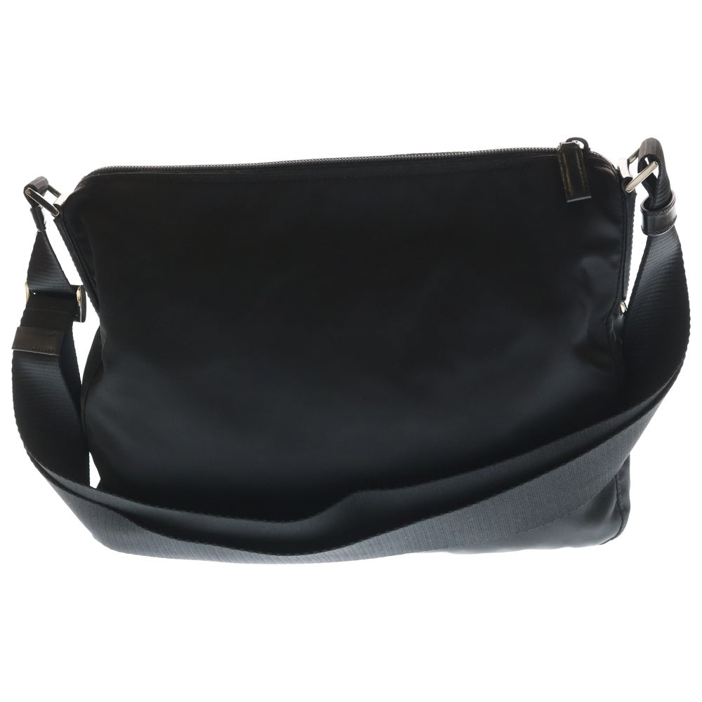 PRADA(プラダ) トライアングルロゴ ショルダーバッグ ブラック テスートナイロン BT0421 シルバー金具 レディース