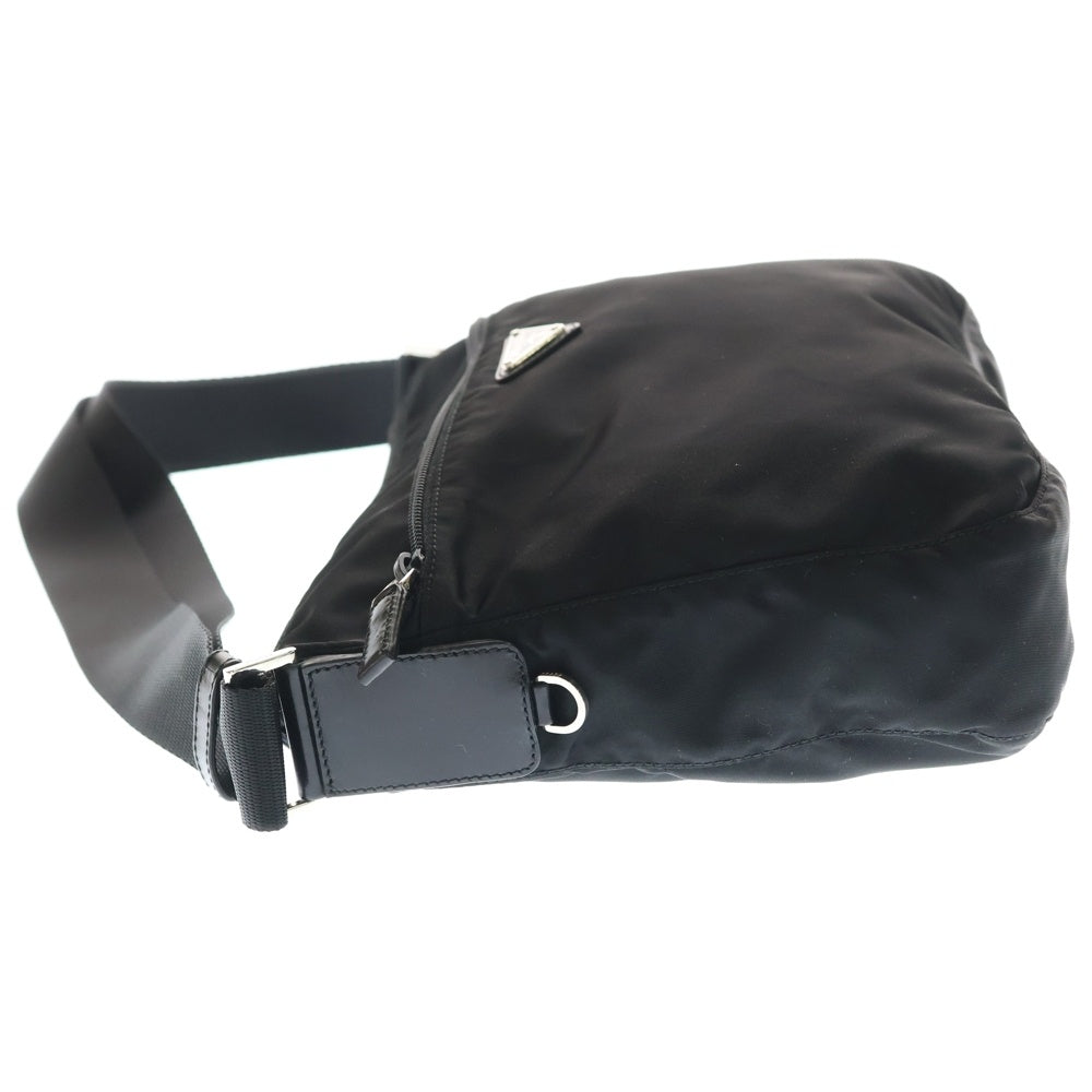 PRADA(プラダ) トライアングルロゴ ショルダーバッグ ブラック テスートナイロン BT0421 シルバー金具 レディース