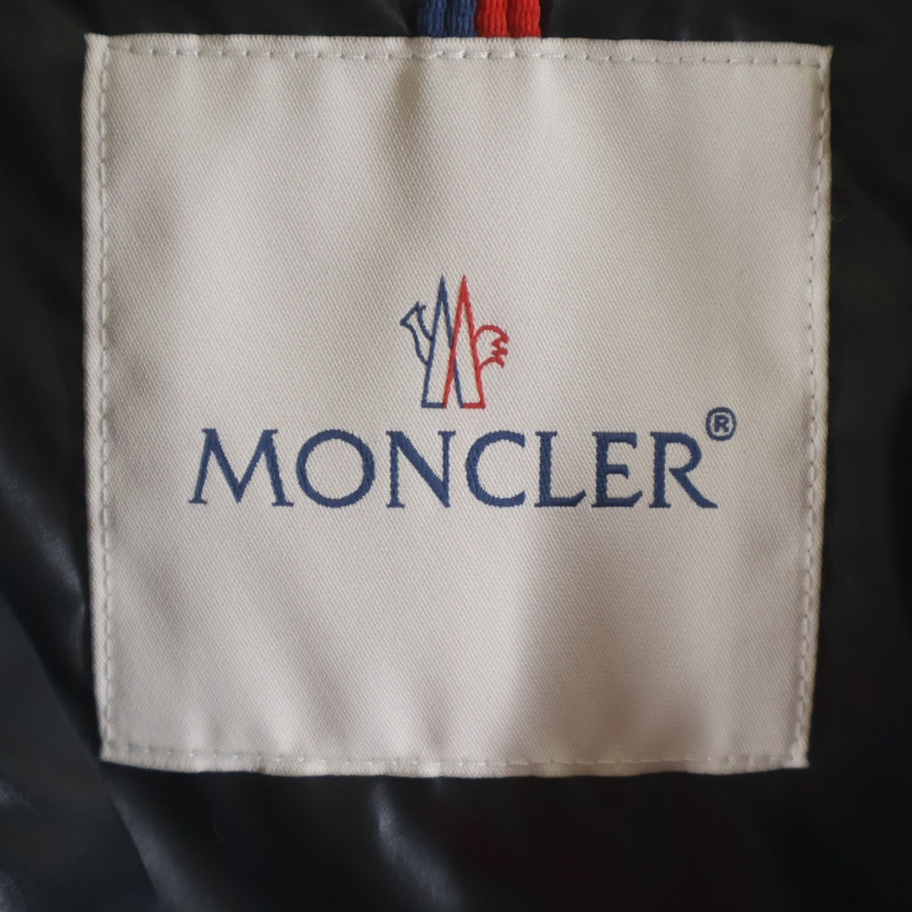 MONCLER(モンクレール) 24SS CORNOUR GIUBBOTTO ラバーロゴ ダウンジャケット ブラック J10911A00003