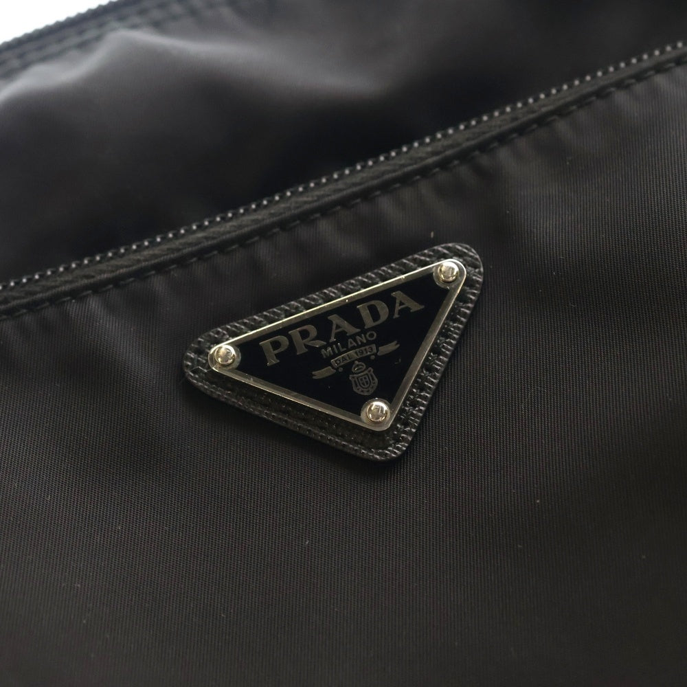 PRADA(プラダ) 三角ロゴ ショルダーバッグ ブラック テスート ナイロン レザー シルバー金具