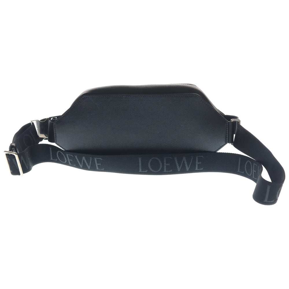 LOEWE(ロエベ) コンバーチブル スリング ウエストバッグ ボディバッグ ショルダーバッグ ブラック レザー シルバー金具