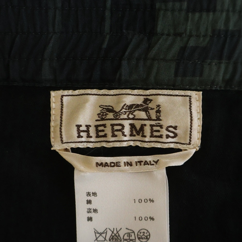 HERMES(エルメス) ジオメトリック 総柄プリント 1タック コットン スラックスパンツ グリーン
