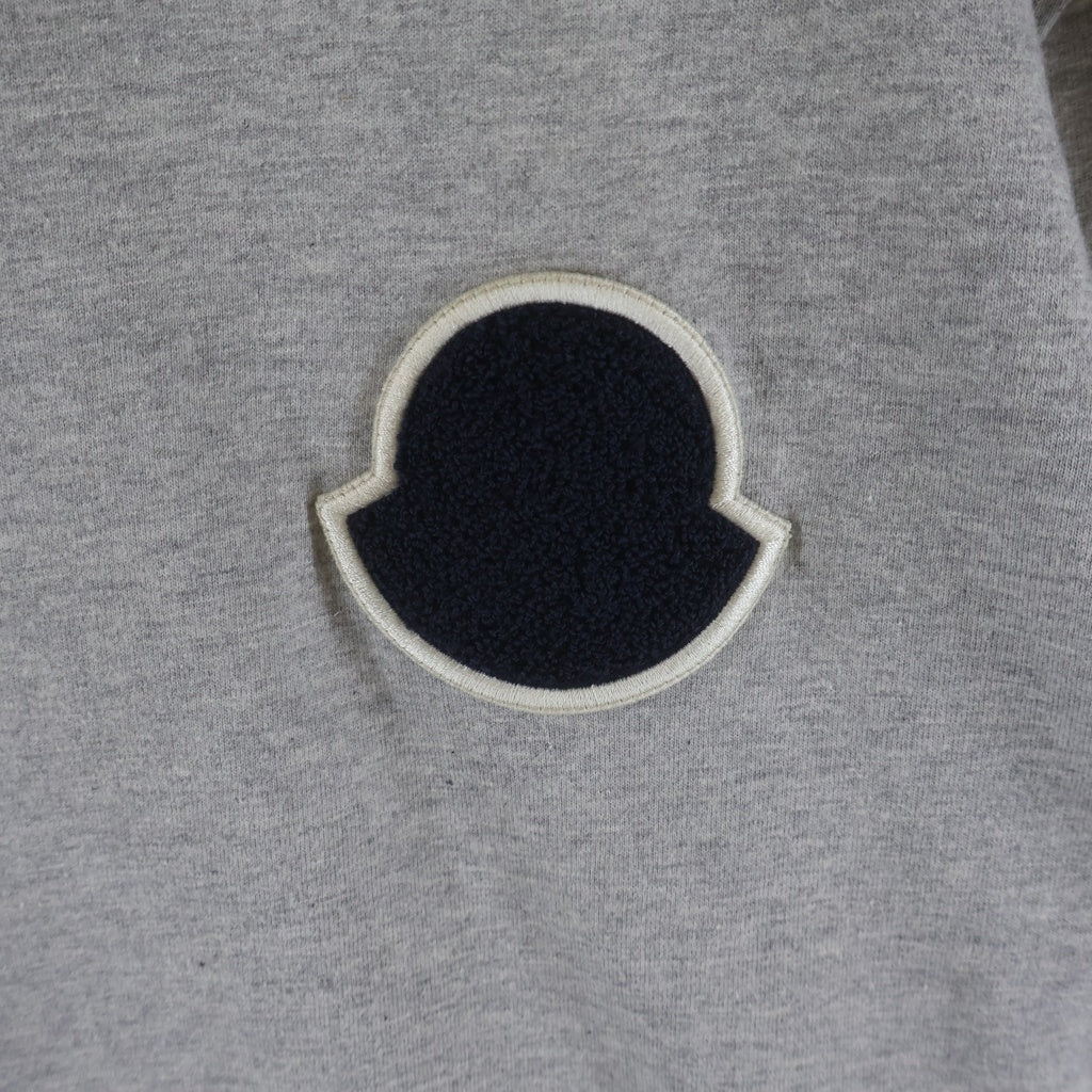 MONCLER(モンクレール) 19SS ワッペンロゴ クルーネック 長袖Tシャツ カットソー グレー E10918040600