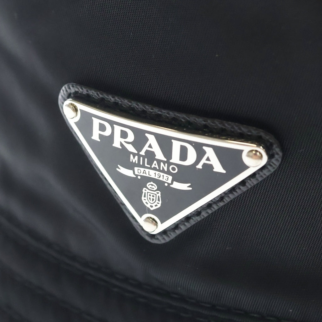 PRADA(プラダ) RE-NYLON リナイロン トライアングルロゴプレート バケットハット 帽子 ブラック 1HC137 レディース