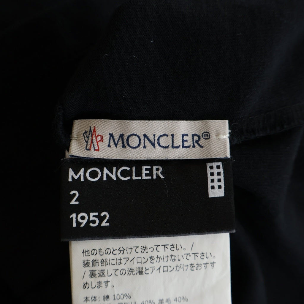 MONCLER(モンクレール) 18AW グラフィック刺繍 ワッペンロゴ 半袖Tシャツ カットソー ブラック D20918003750 8390T