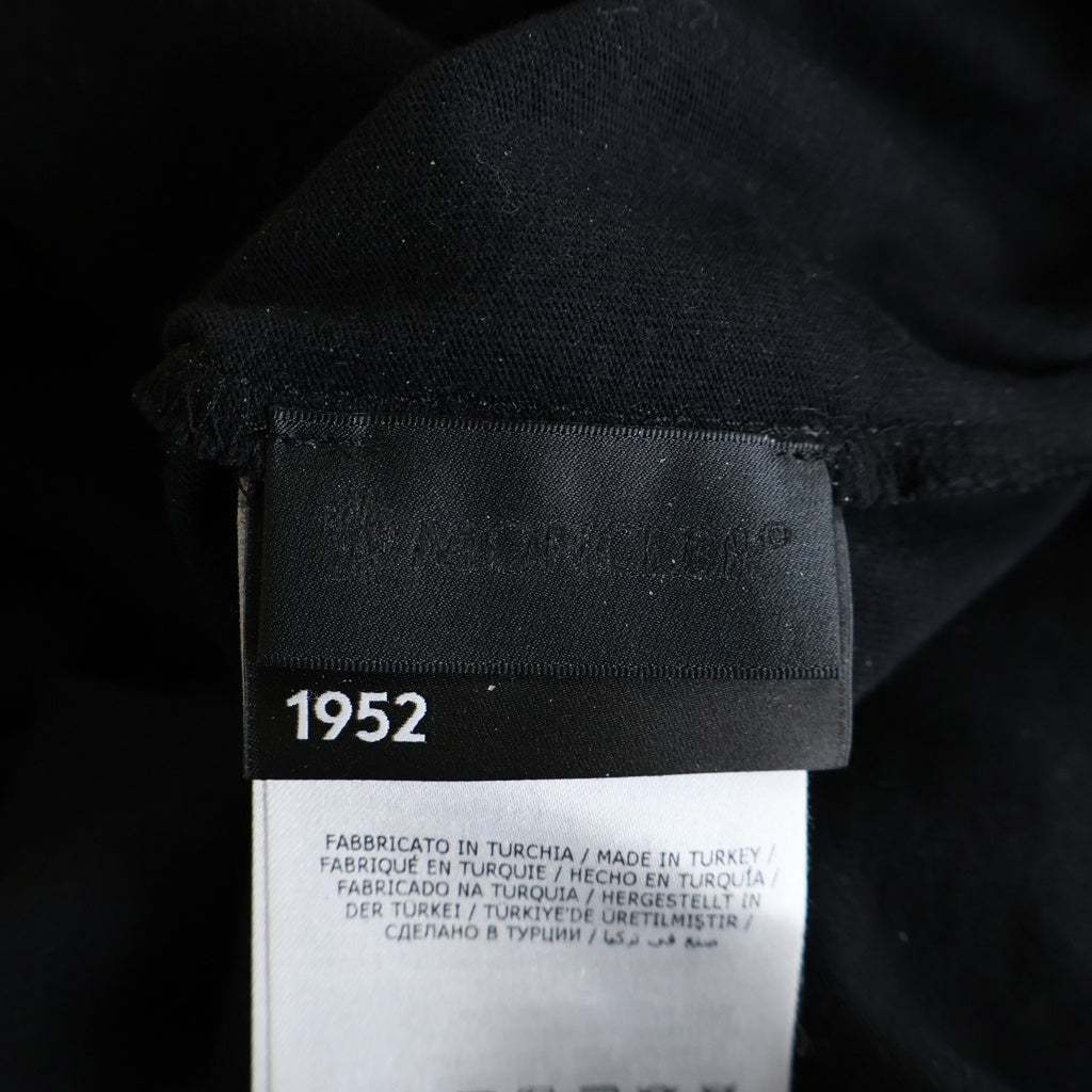 MONCLER(モンクレール) ×UNDEFEATED アンディフィーテッド ロゴプリント ロングスリーブ 長袖Tシャツ カットソー ブラック F20928D70510 V8189